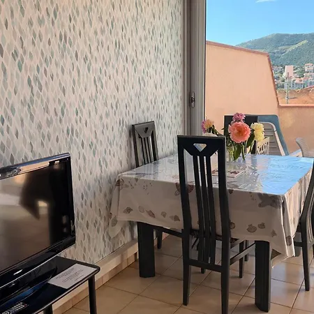 Apartment Banyuls-sur-mer, Avec Terrasse, Proche - Fr-1-309-323
